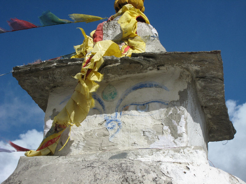 ../trek_apres_Baruntse102.jpg