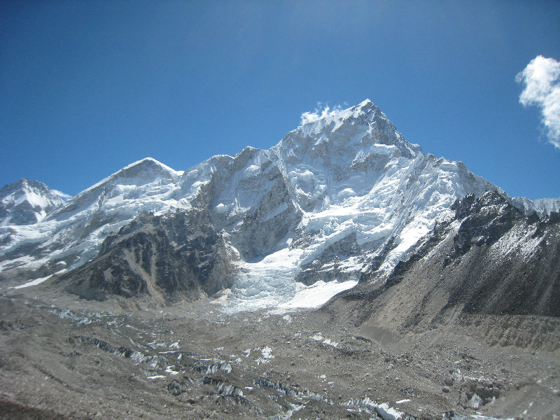 ../trek_apres_Baruntse112.jpg