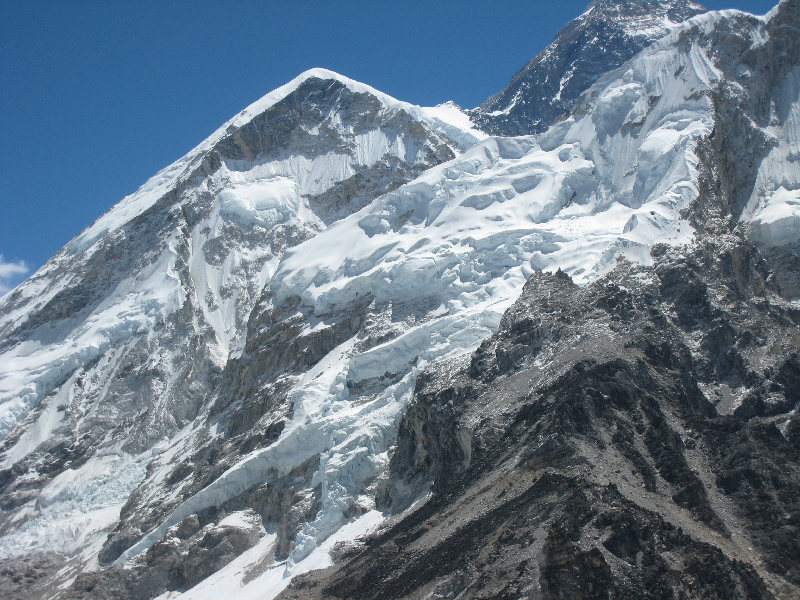 ../trek_apres_Baruntse114.jpg