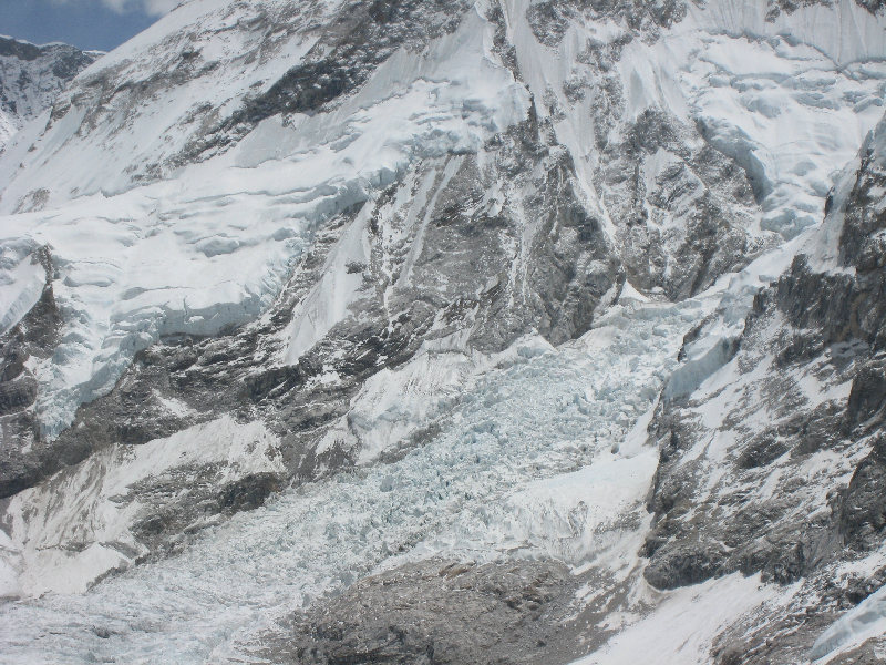 ../trek_apres_Baruntse116.jpg