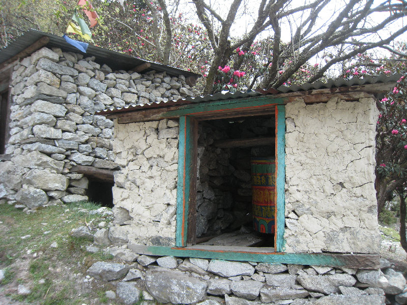 ../trek_apres_Baruntse146.jpg