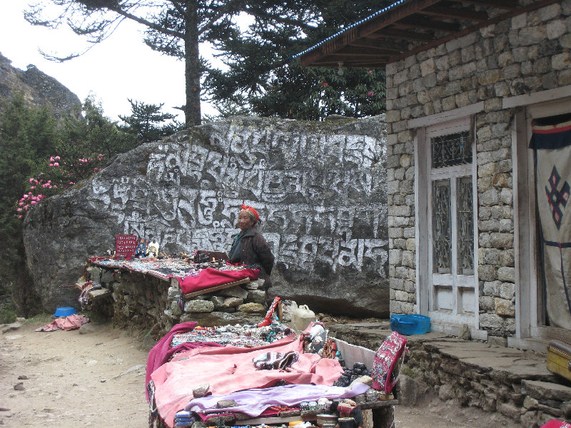../trek_apres_Baruntse158.jpg